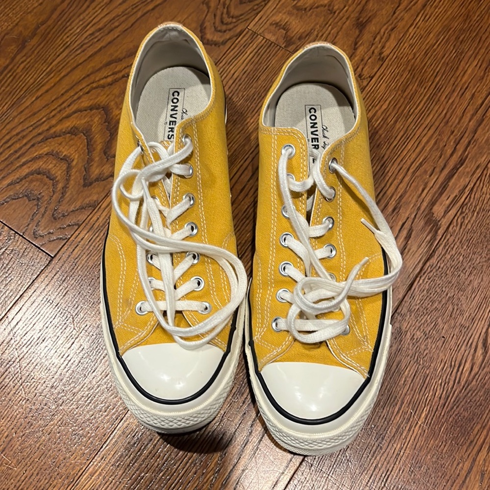 Converse Chuck 70’s, Barely Worn. Size Men’s 11.5. Sunflower color